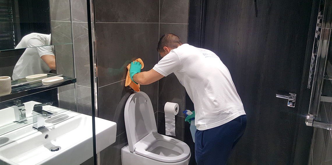 Professional Bathroom Cleaning