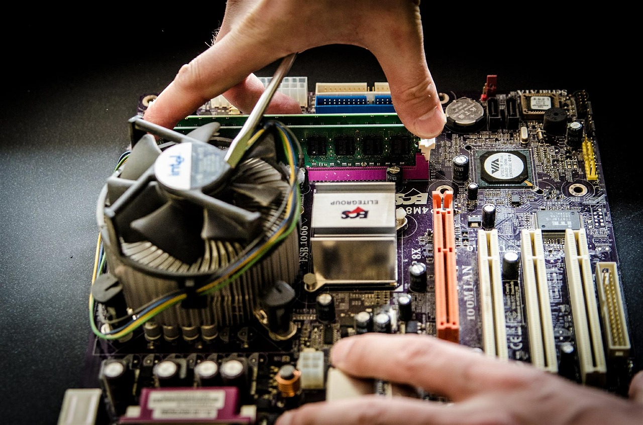 Why You Should Choose Local Edinburgh Computer Repairs Service Providers?
