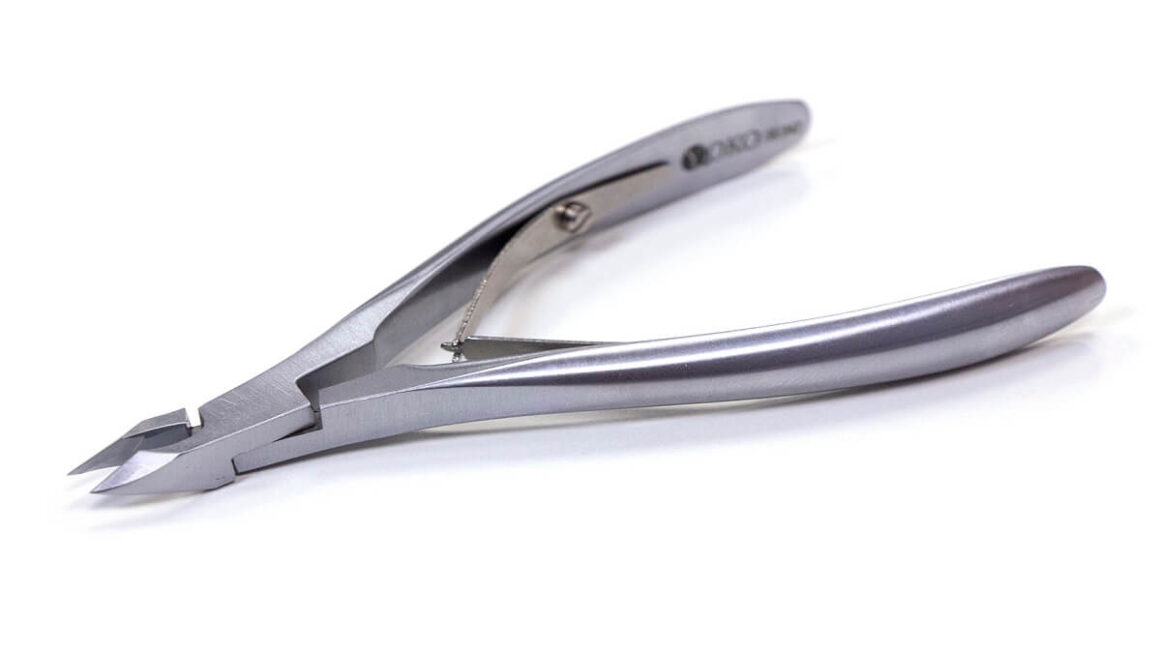 How to Source Sustainable Produced Nippers from Cuticle Nipper Supplier in UK