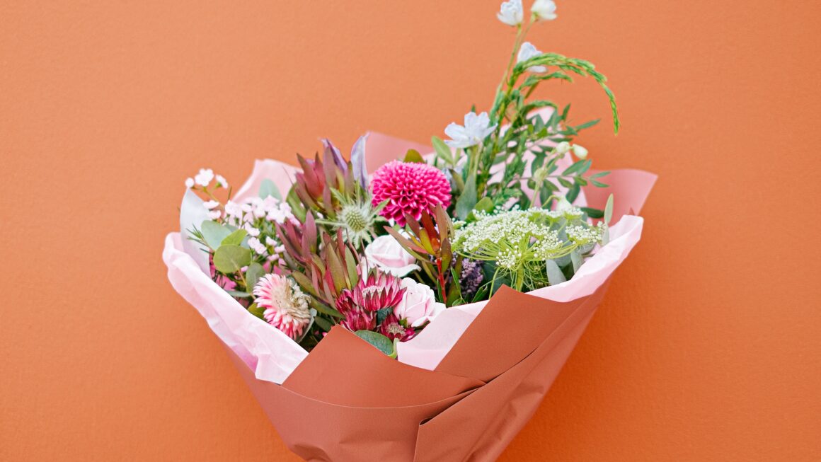 Best way to congratulate from afar? Send flowers online