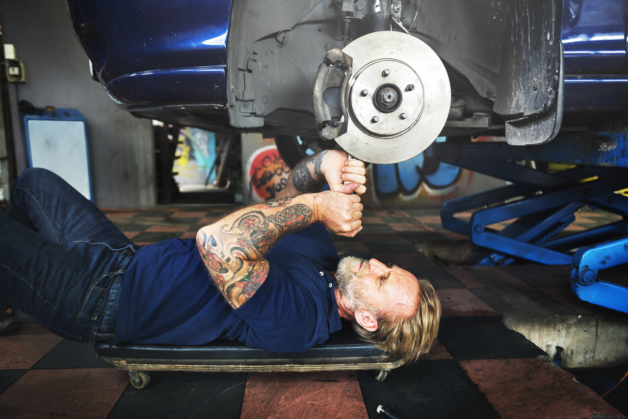 A Comprehensive Guide to Car Clutch Replacement - Service My Car