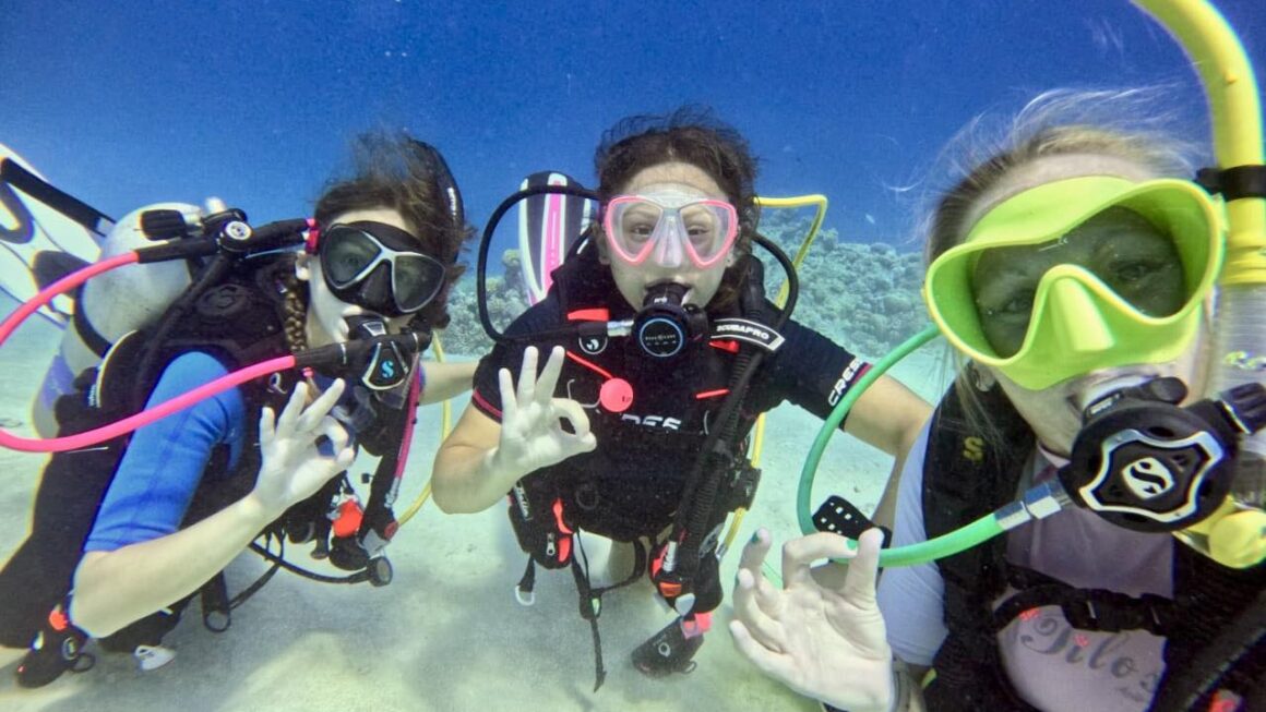 Dive Longer and Safer: Why Taking a PADI Nitrox Course is a Smart Move