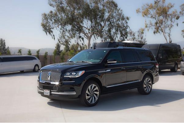 Arrive in Style and Comfort: Why LAX Airport Limousine Service Is the Ultimate Travel Upgrade
